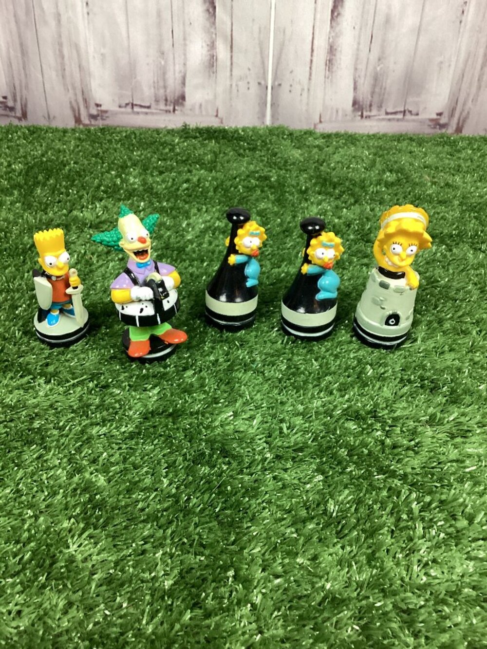 The Simpsons Vintage 3D Chess Pieces 5